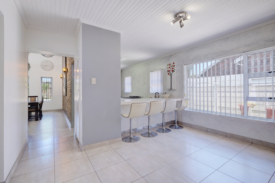 3 Bedroom Property for Sale in Sherwood Eastern Cape